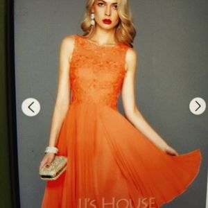 NWT LADIES special occasion dress. Size 12